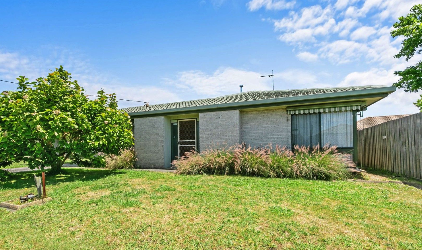 Property in Moe, VIC